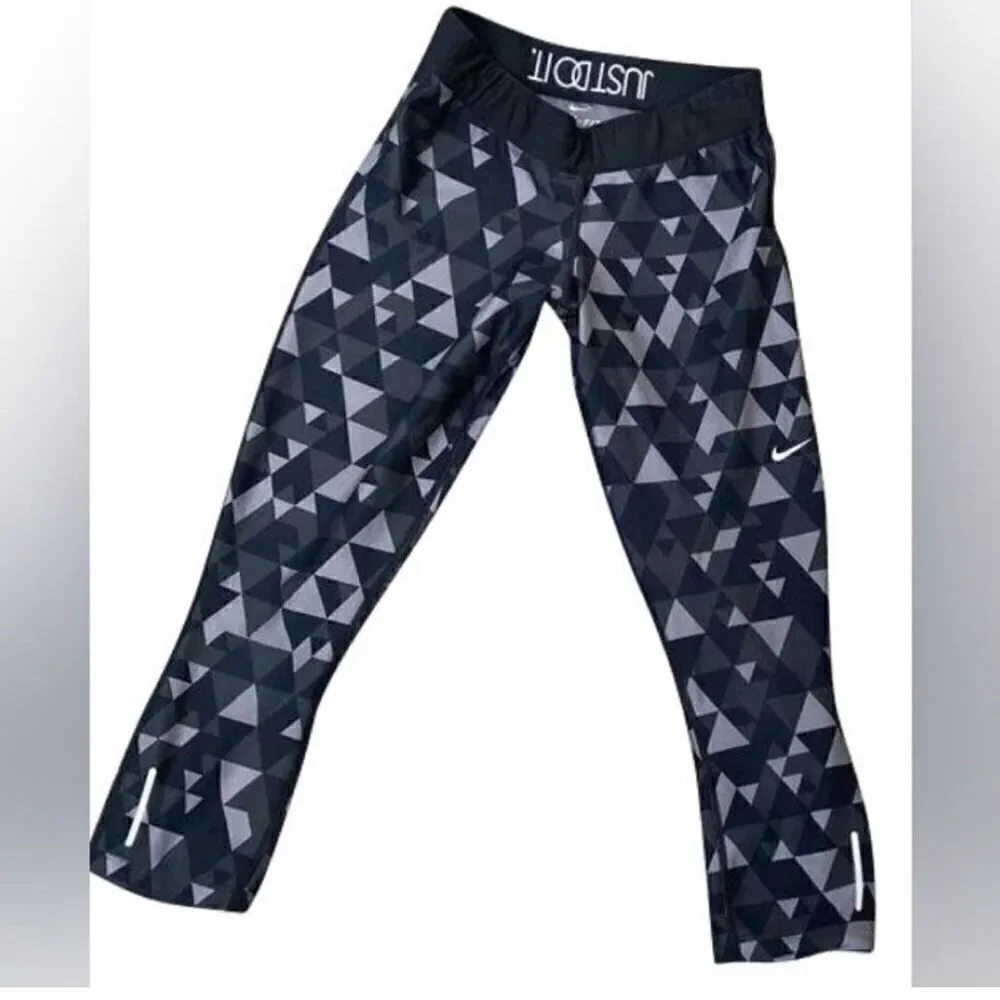 Nike Womens Training Running Yoga Capri Tights Dri-Fit Triangle Print size XS